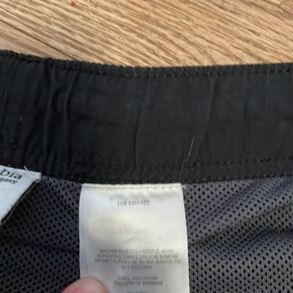 Mens Columbia shorts size large black‎ hiking,fishing camping - Picture 6 of 11